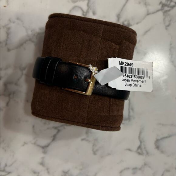 NWT Michael Kors Addyson MK2949 Black Leather Watch Gold‎ Case Three Hand main image 5